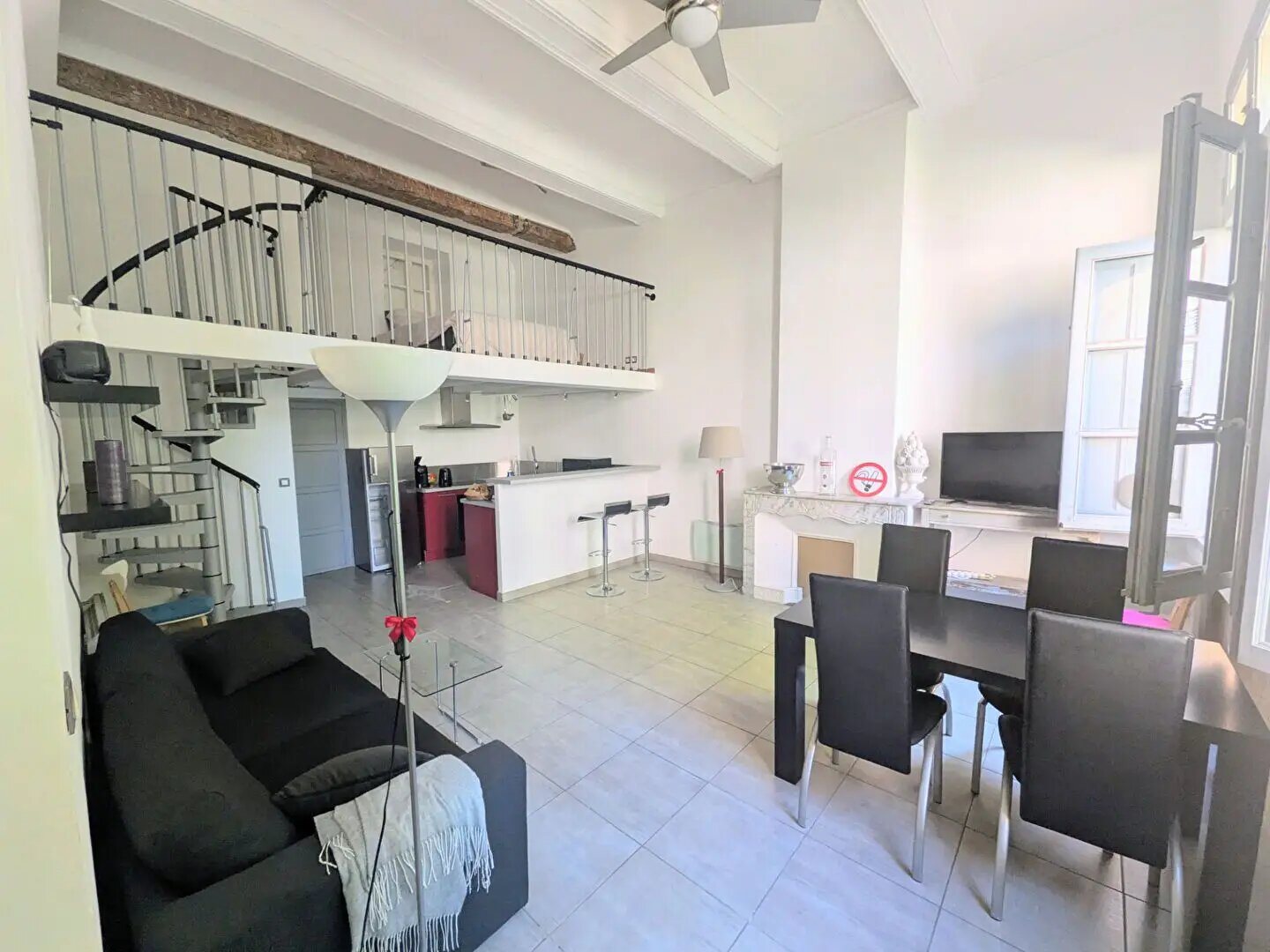 Appartement à louer, 79m², Aix-en-Provence
