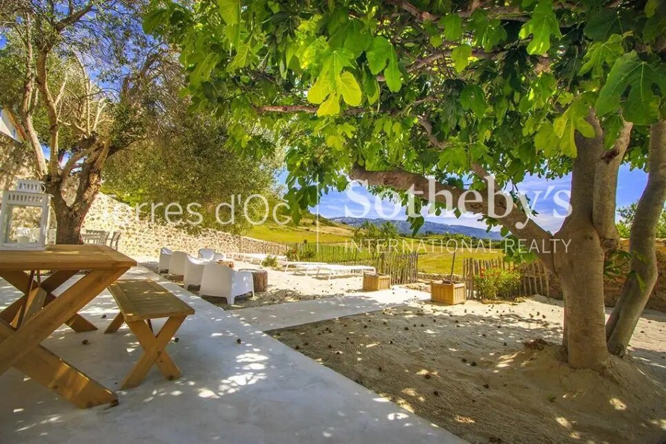 Maison à vendre, 840m², Villesèque-des-Corbières