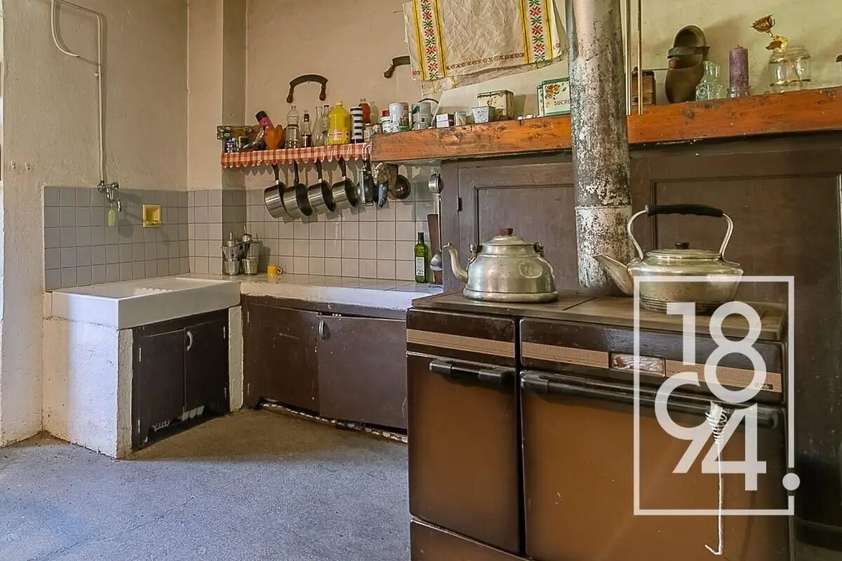 Maison à vendre, 300m², Enchastrayes