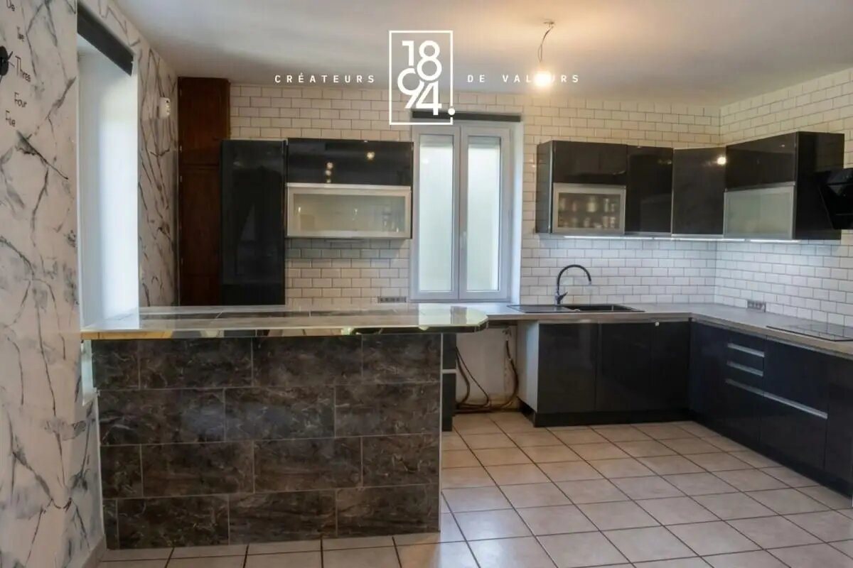 Maison à vendre, 165m², Domessin