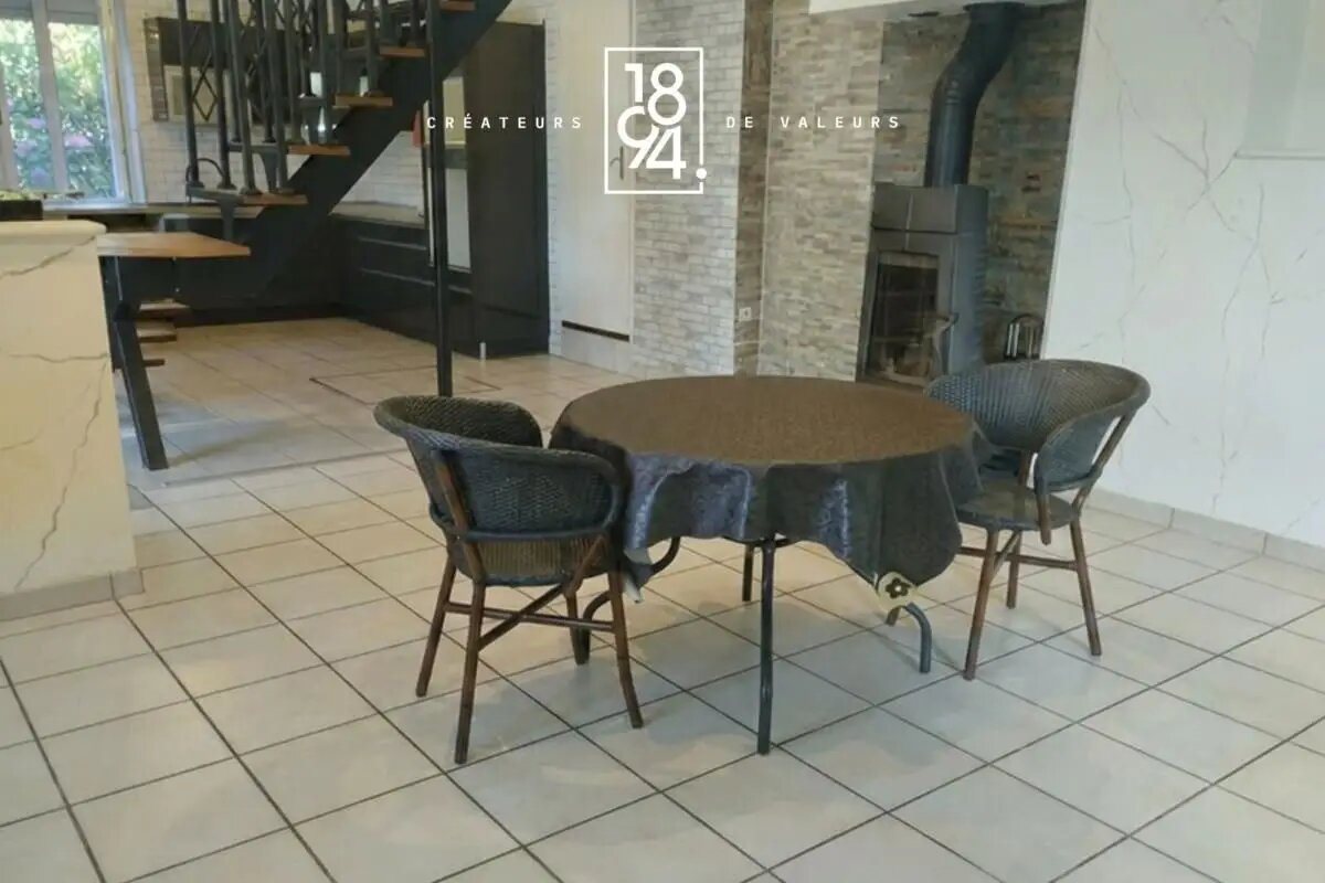 Maison à vendre, 165m², Domessin