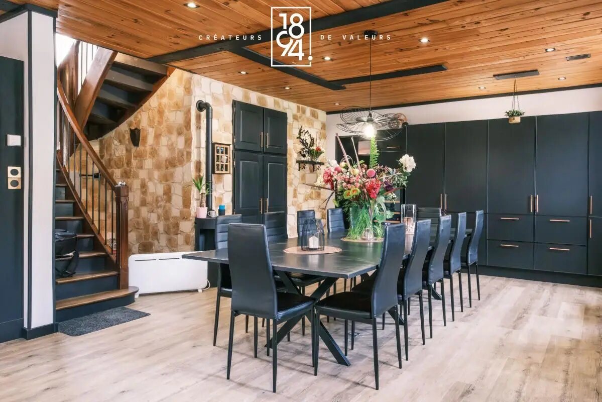Maison à vendre, 220m², La Bridoire