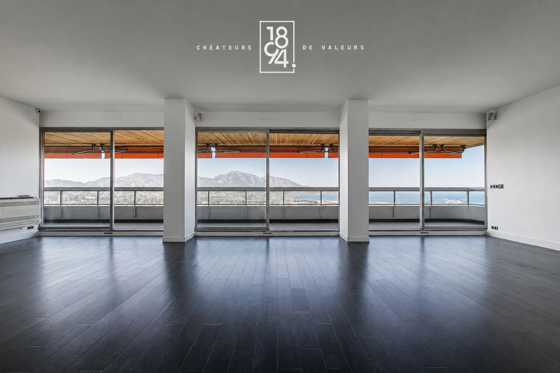 Appartement à louer, 173m², Marseille 8ème
