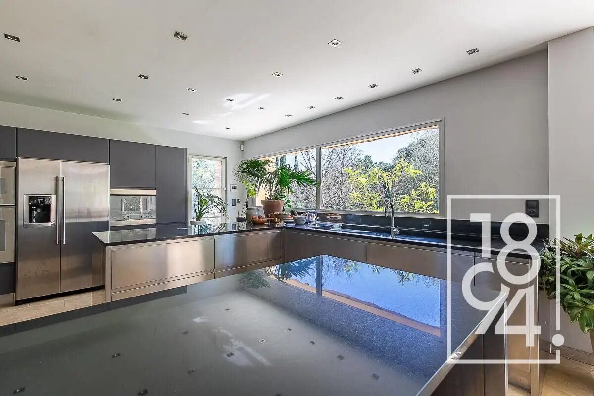Maison à vendre, 301m², Lançon-Provence