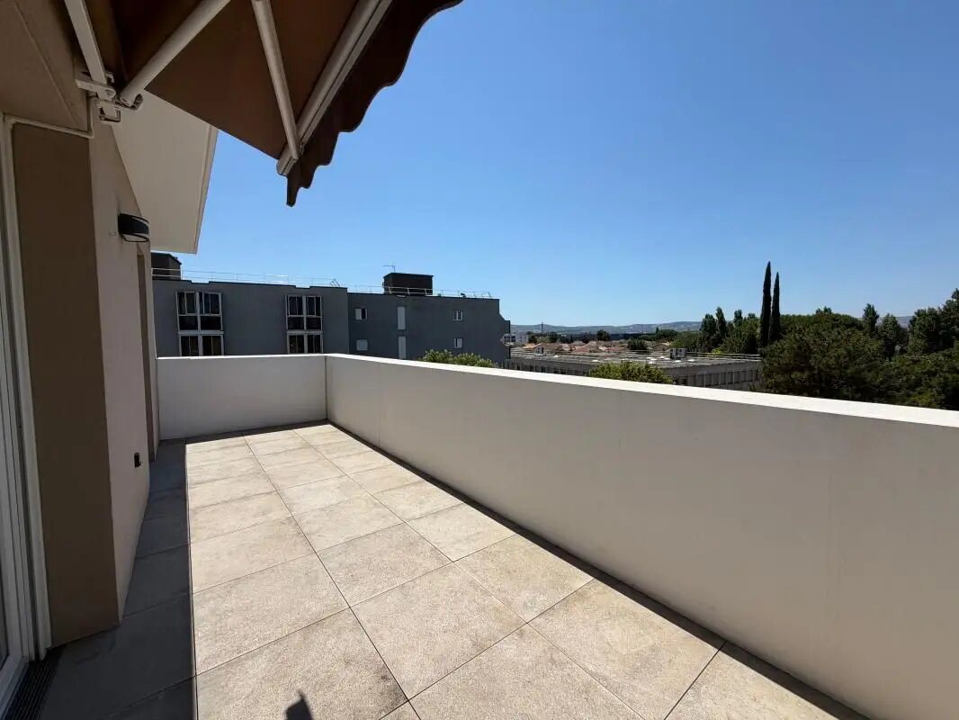 Appartement à louer, 82m², Marignane