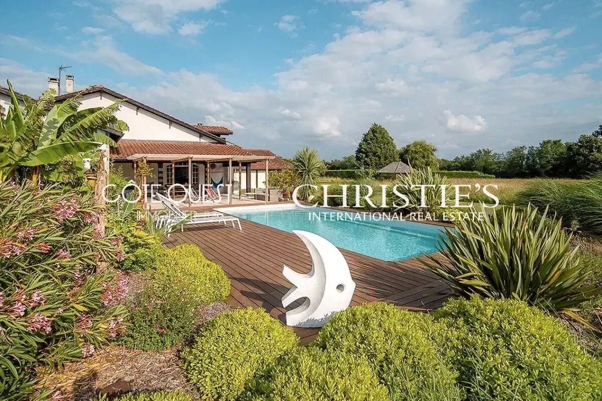 Maison à vendre, 450m², Saint-Etienne-d'Orthe