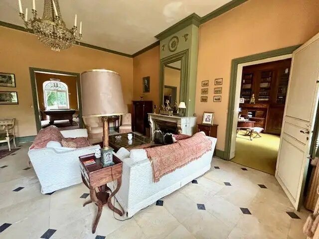 Maison à vendre, 443m², Soussans