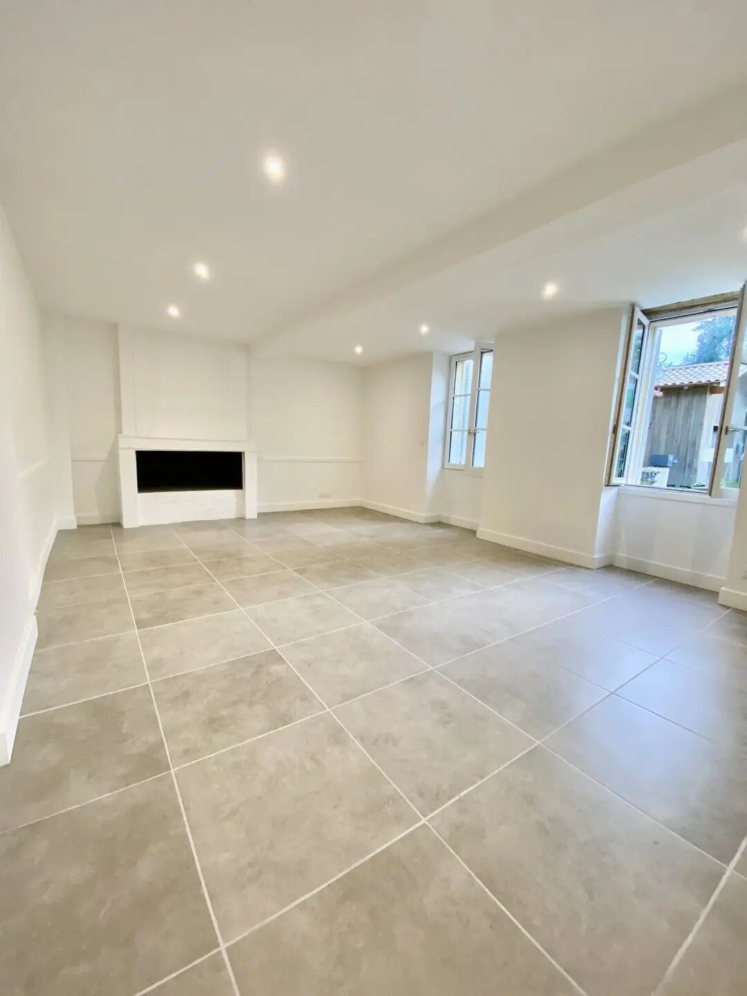 Appartement à louer, 97m², Quinsac