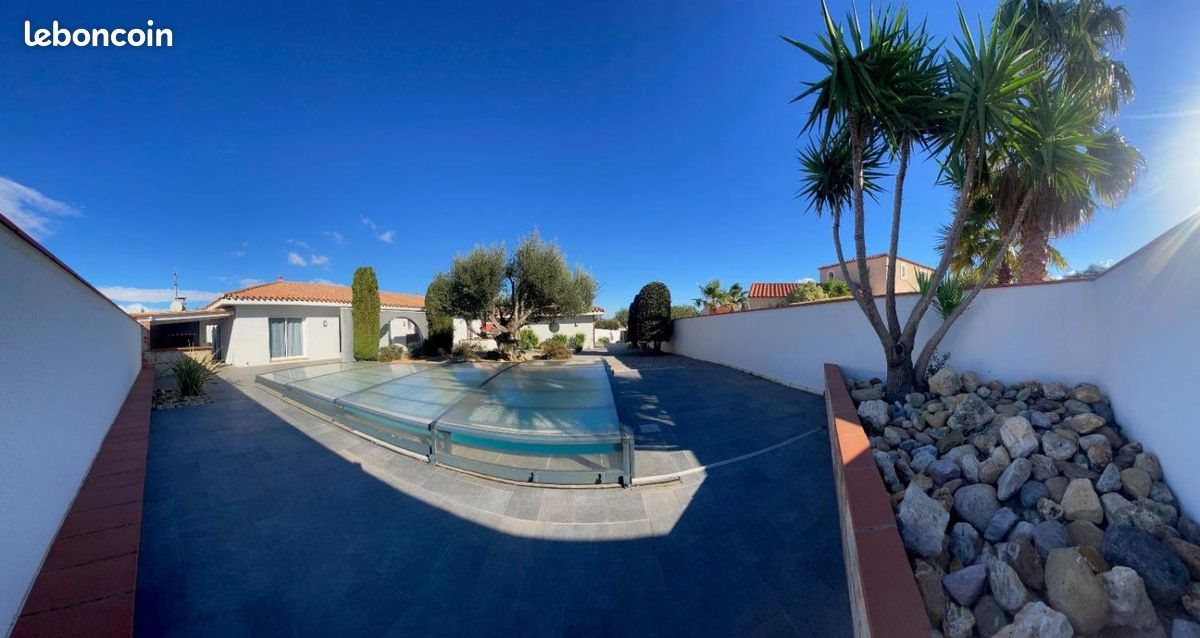 Maison à louer, 196m², Thuir