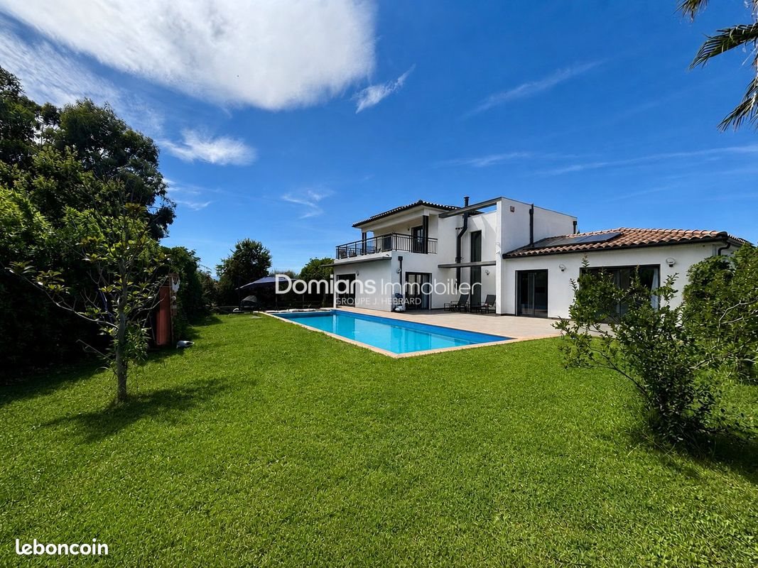 Maison à vendre, 201m², Saint-Cyprien