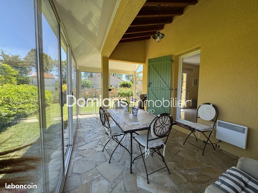 Maison à vendre, 120m², Villemolaque