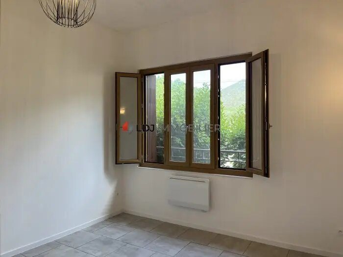 Appartement à louer, 29m², Arles-sur-Tech