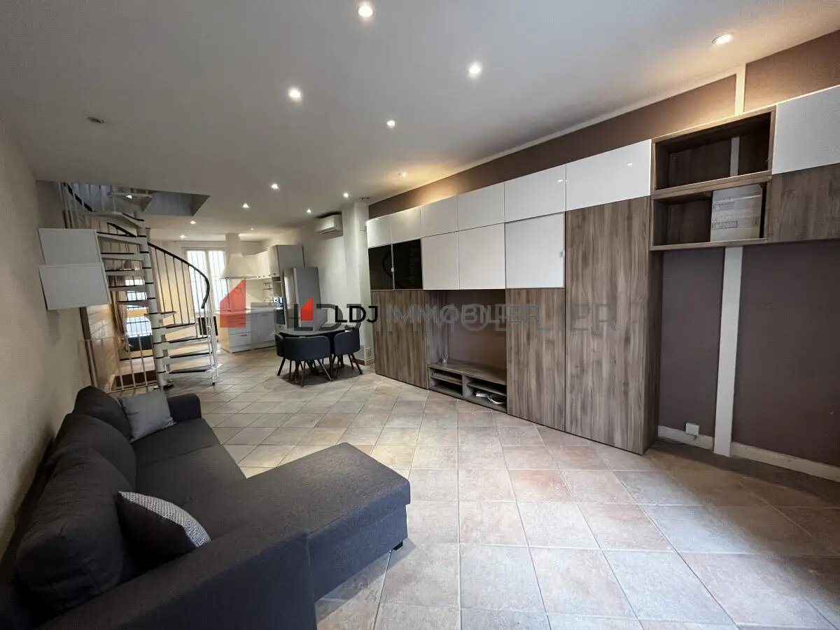 Appartement à louer, 68m², Saint-Hippolyte