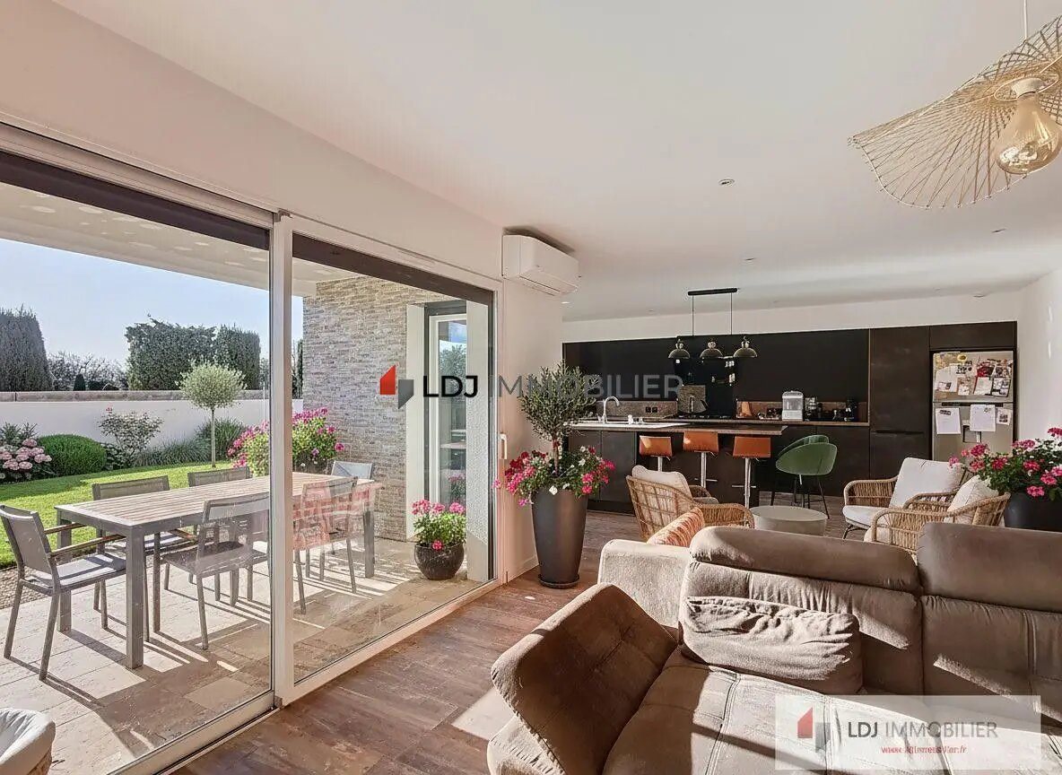 Maison à vendre, 132m², Ortaffa