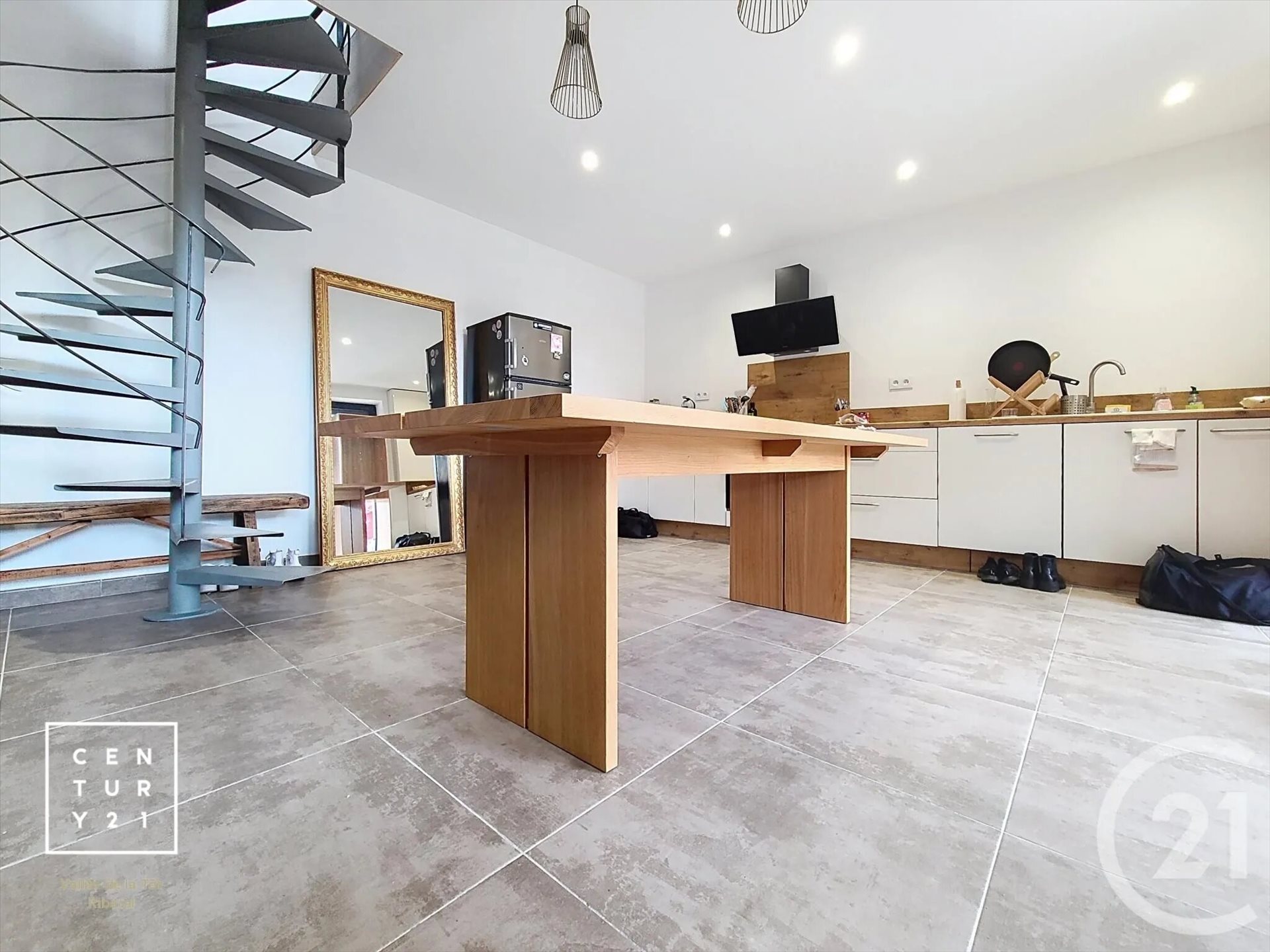 Maison à louer, 60m², Pézilla-la-Rivière