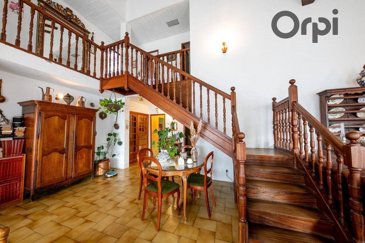 Maison à vendre, 185m², Saint-Estève