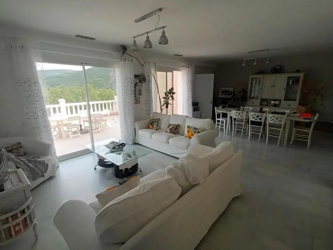 Maison à vendre, 176m², Villeneuve-les-Corbières