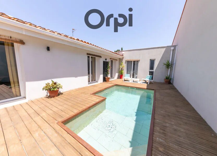 Maison à vendre, 136m², Saint-Estève