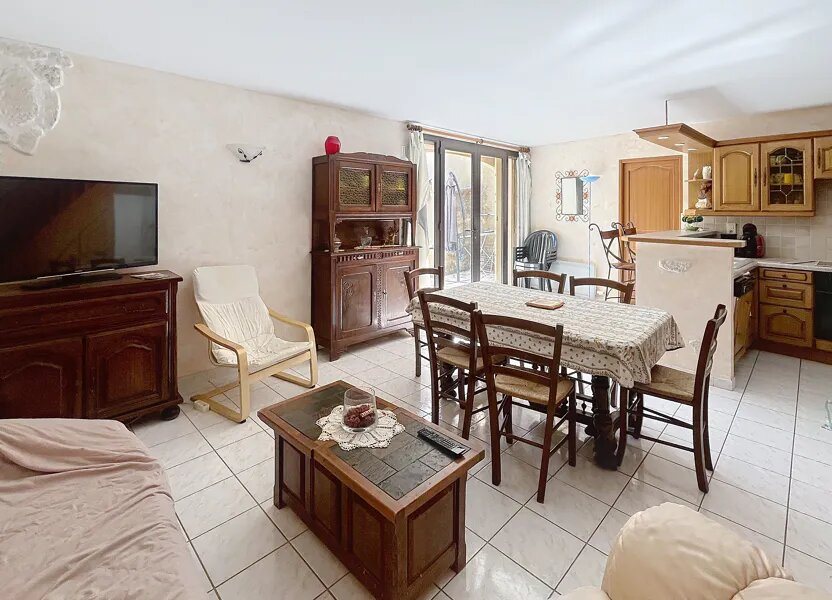 Maison à vendre, 82m², Caramany