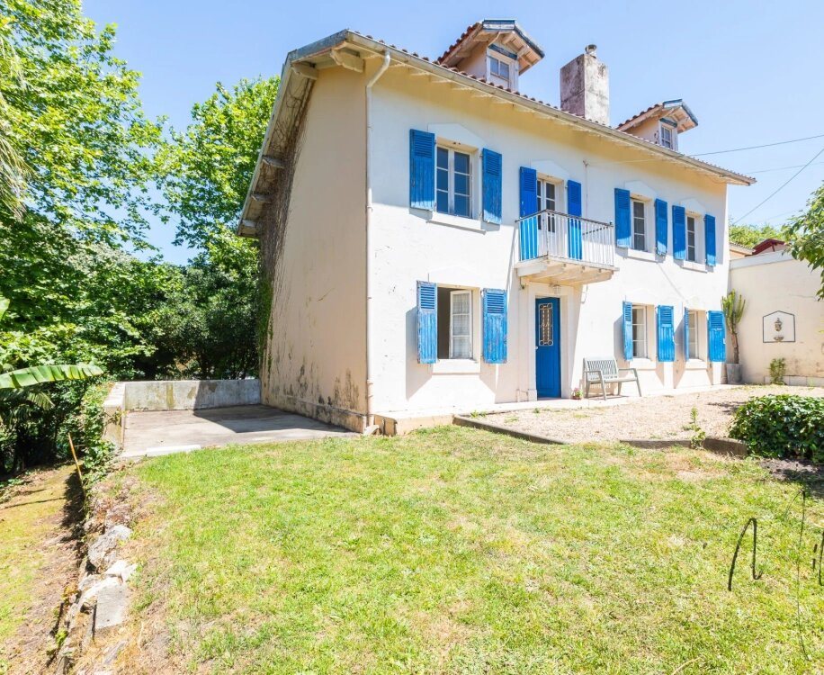 Maison à vendre, 150m², Charmé