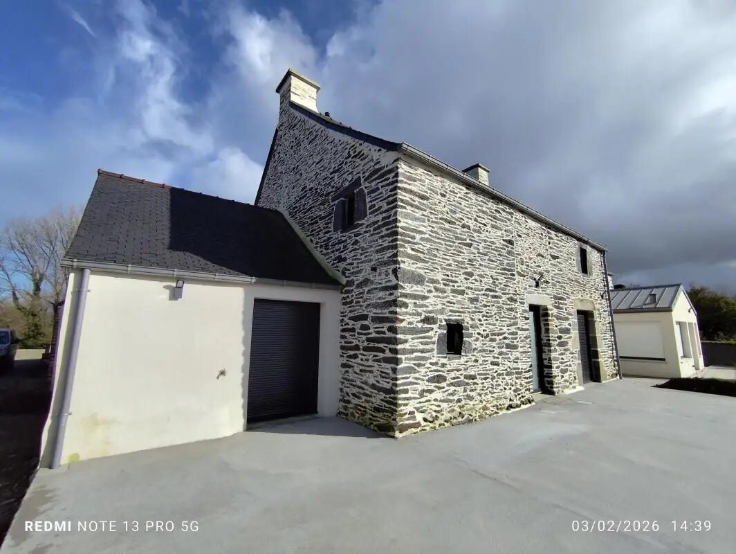 Maison à louer, 111m², Saint-Thégonnec