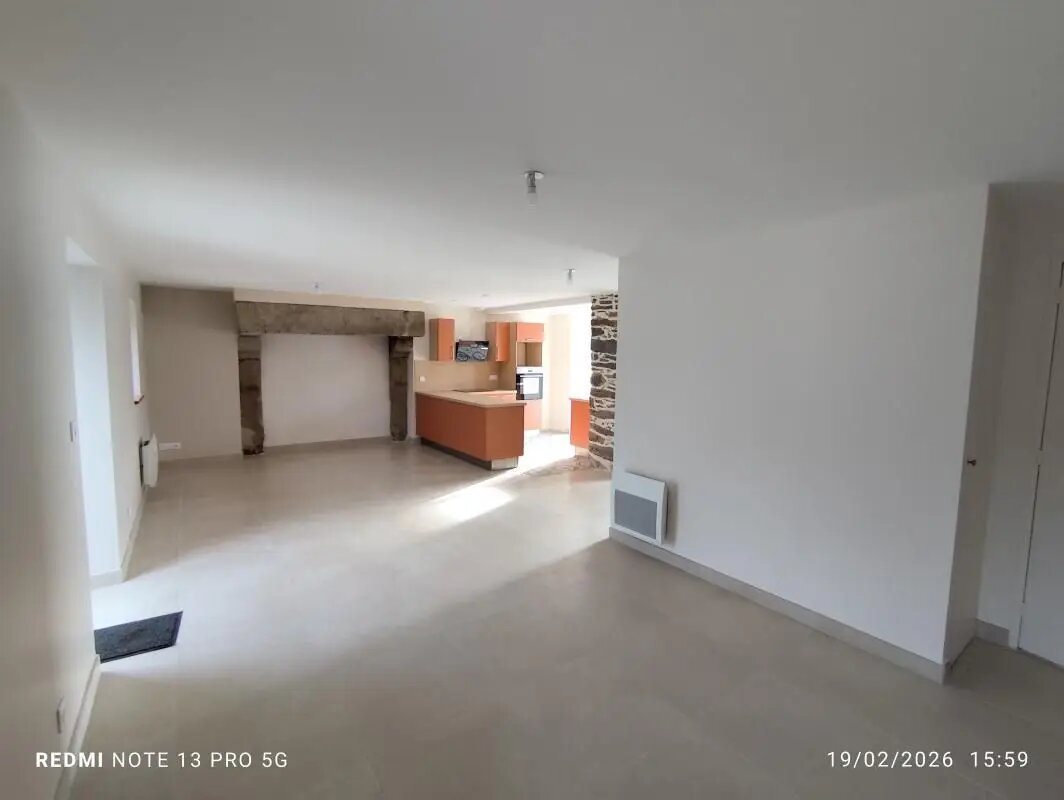 Maison à louer, 111m², Saint-Thégonnec