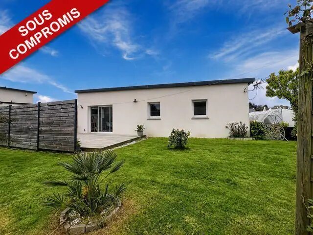 Maison à vendre, 81m², Pleyber-Christ