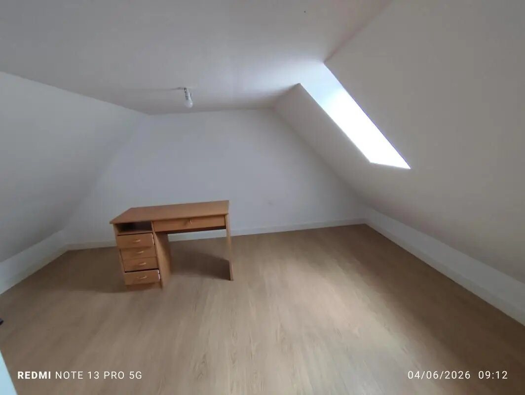 Maison à louer, 93m², Plouvorn
