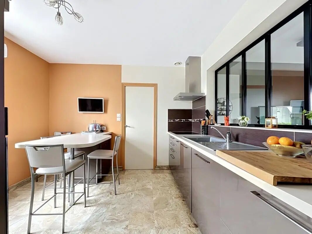 Maison à vendre, 139m², Lampaul-Guimiliau