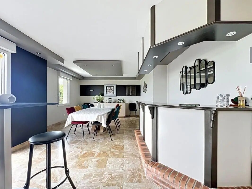 Maison à vendre, 139m², Lampaul-Guimiliau