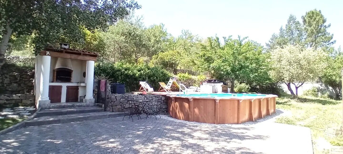 Maison à vendre, 134m², Mazaugues