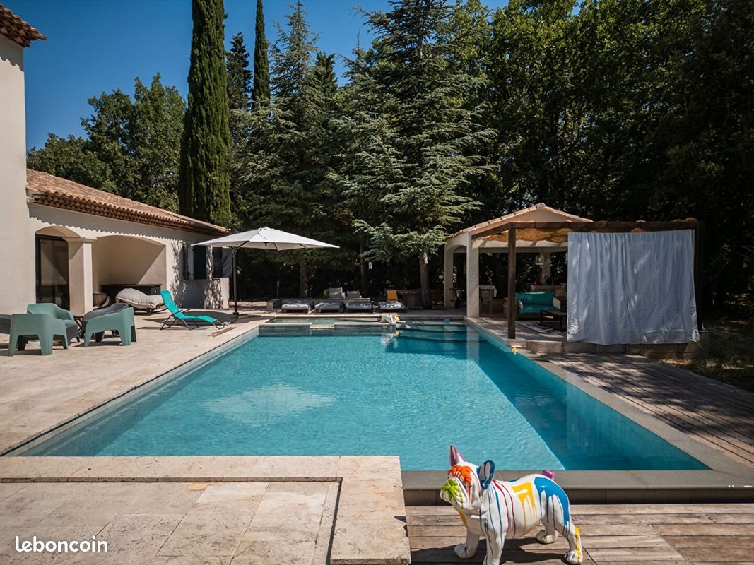 Maison à vendre, 250m², Méounes-lès-Montrieux