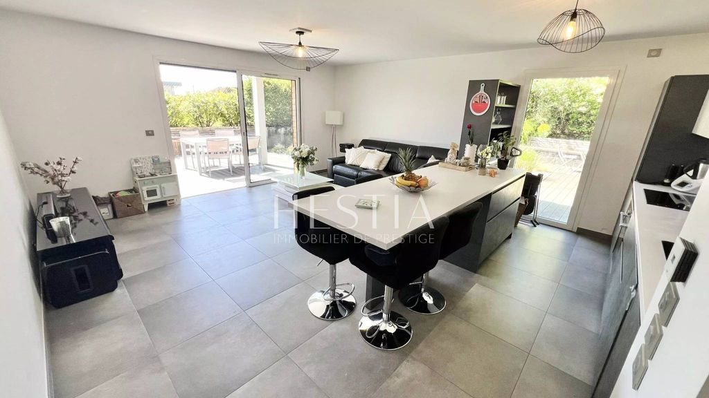 Appartement à vendre, 69m², Annecy-le-Vieux