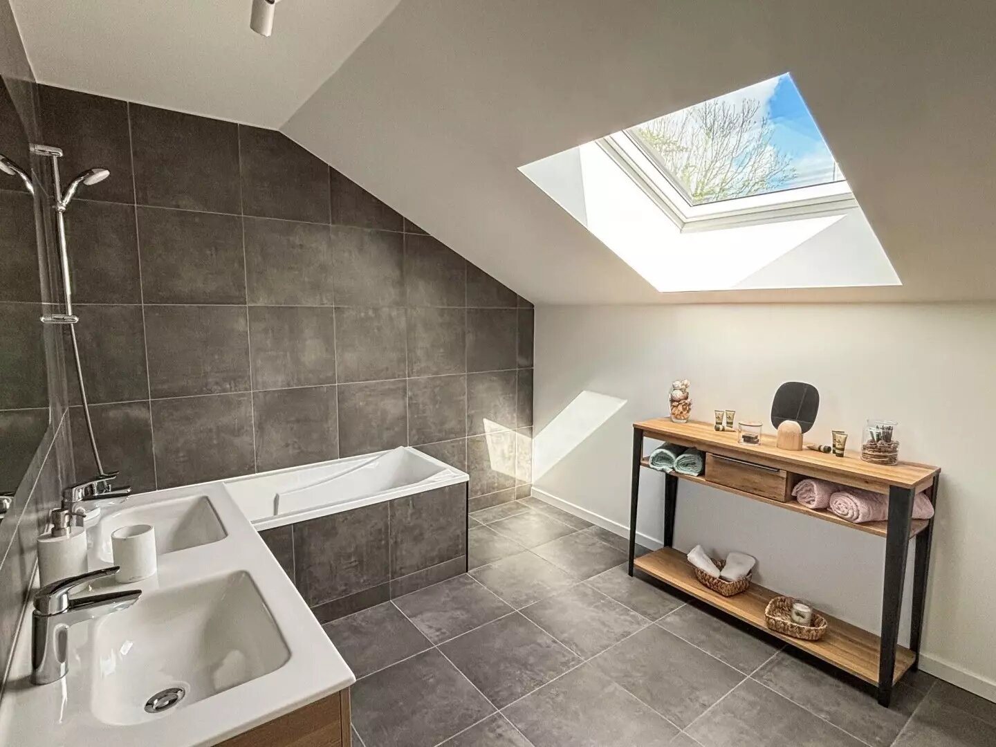 Maison à vendre, 100m², Vallières-sur-Fier
