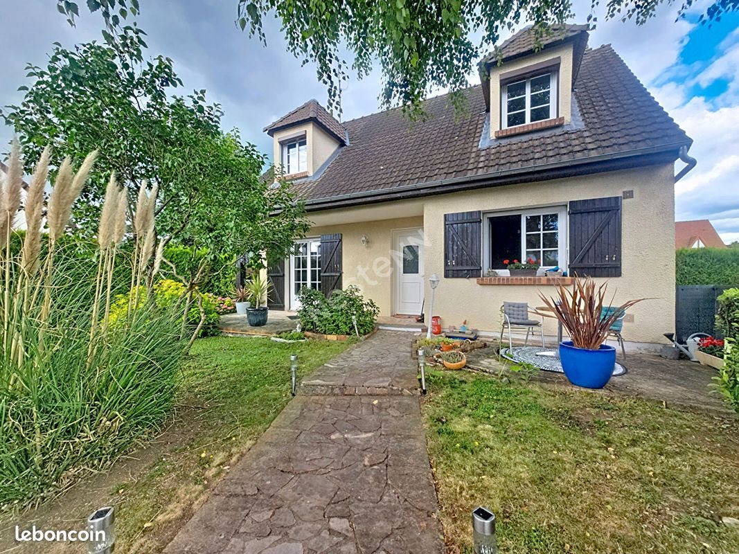 Maison à vendre, 102m², Chaumontel