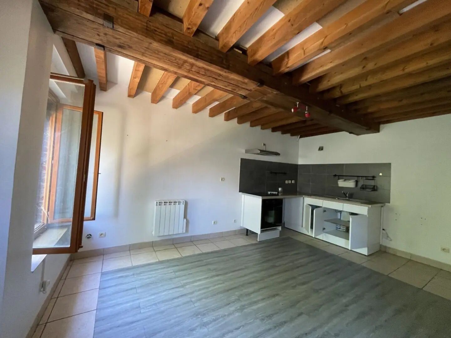 Appartement à louer, 81m², Méru