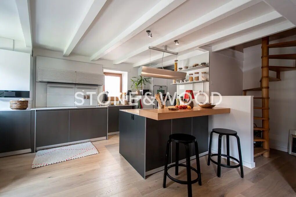 Maison à vendre, 240m², Collonges-sous-Salève