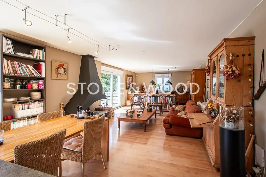 Maison à vendre, 240m², Archamps