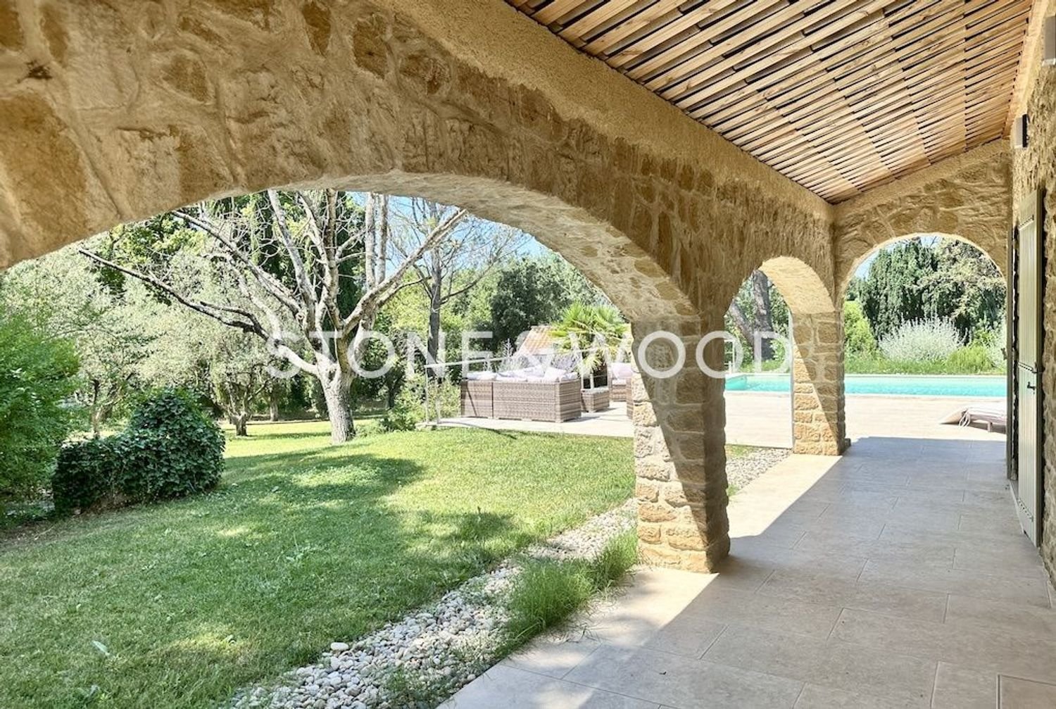 Maison à vendre, 280m², Vaison-la-Romaine