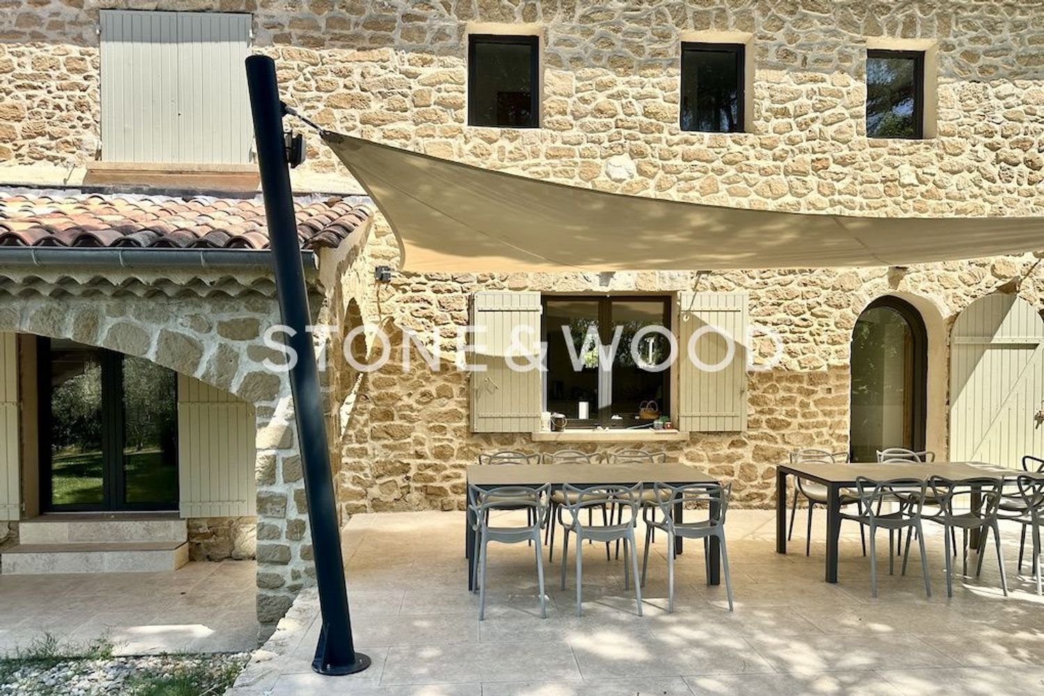 Maison à vendre, 280m², Vaison-la-Romaine