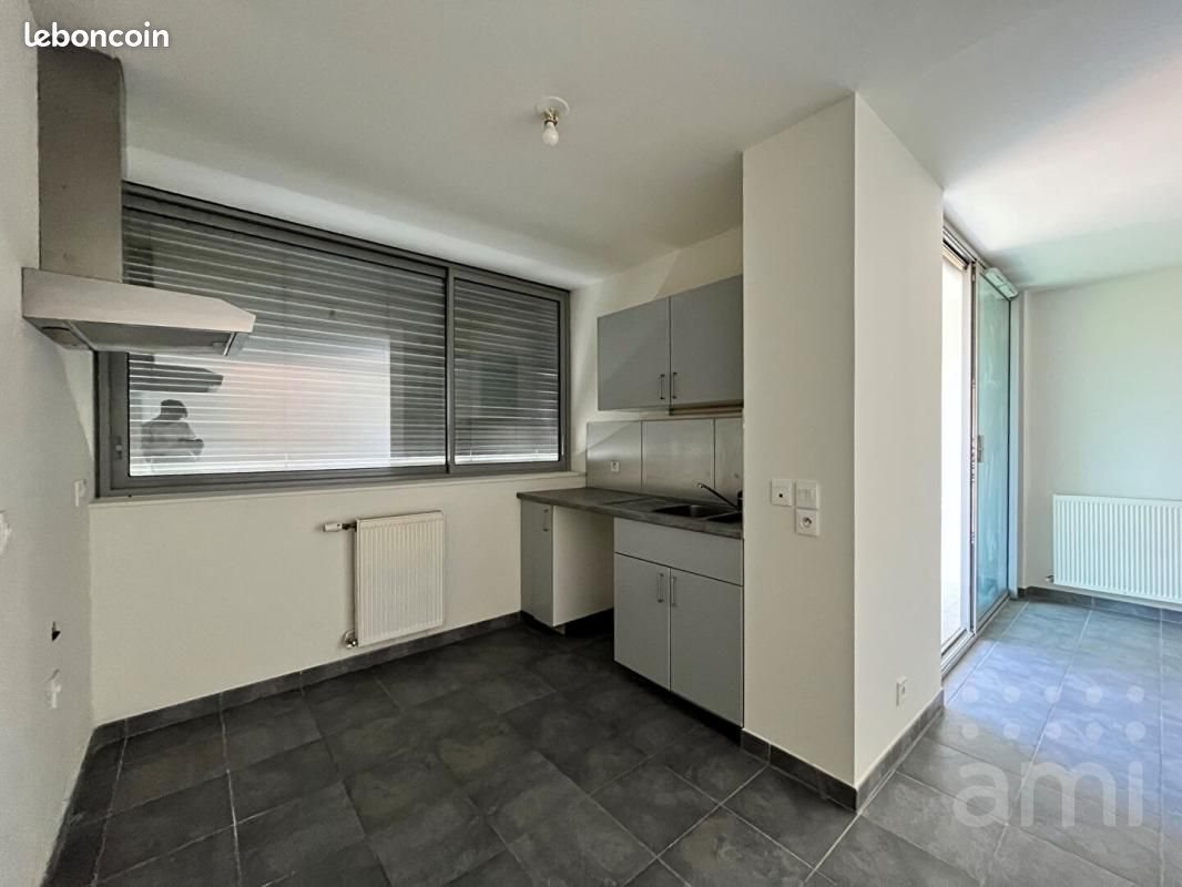 Appartement à louer, 68m², Bordeaux