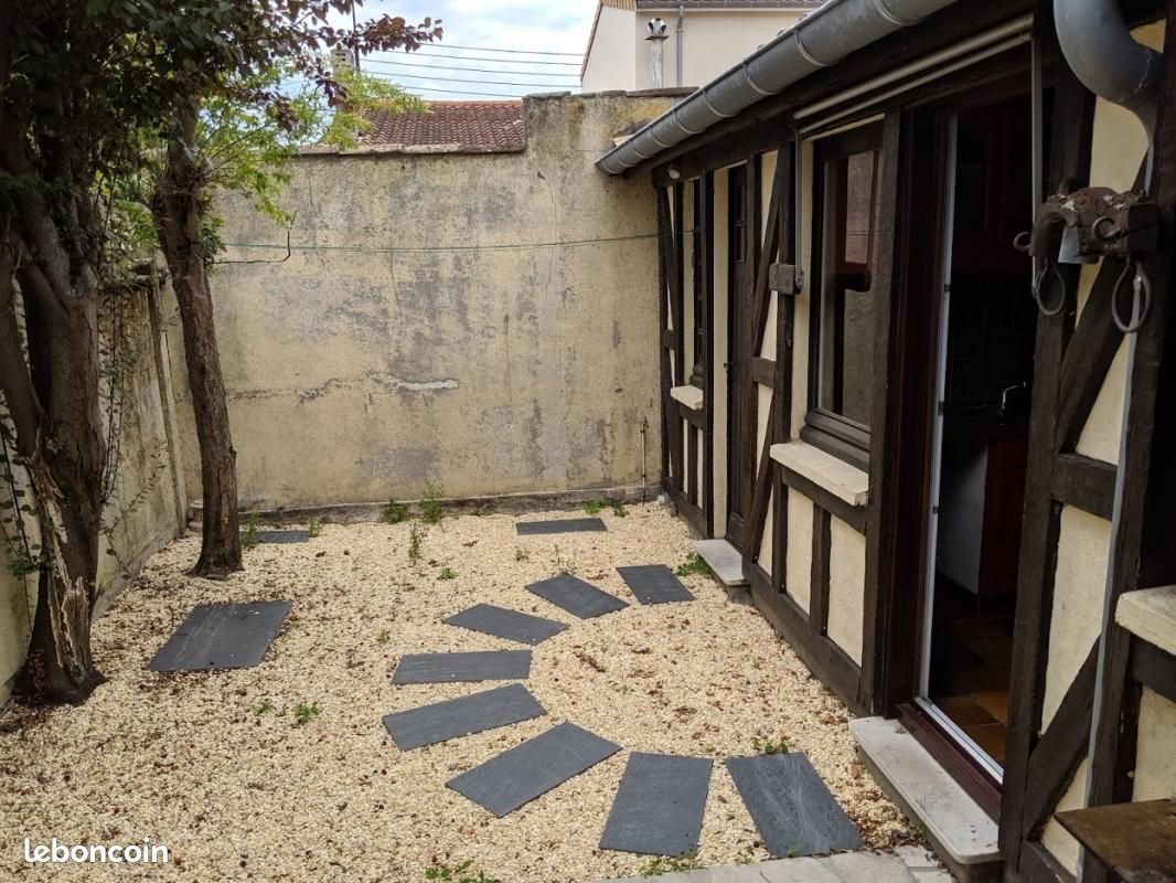 Maison à louer, 83m², Talence