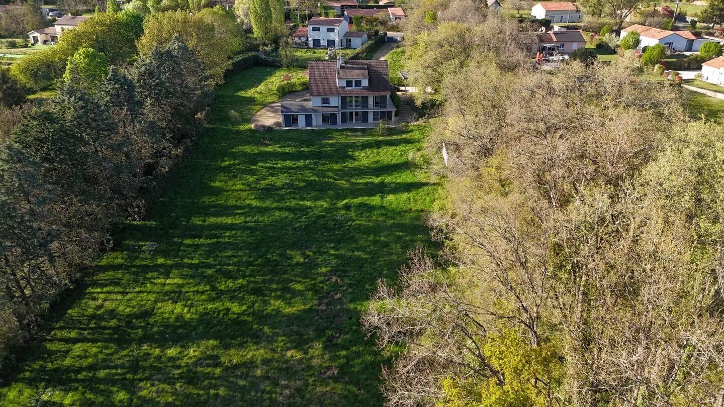 Maison à vendre, 230m², Nouaillé-Maupertuis