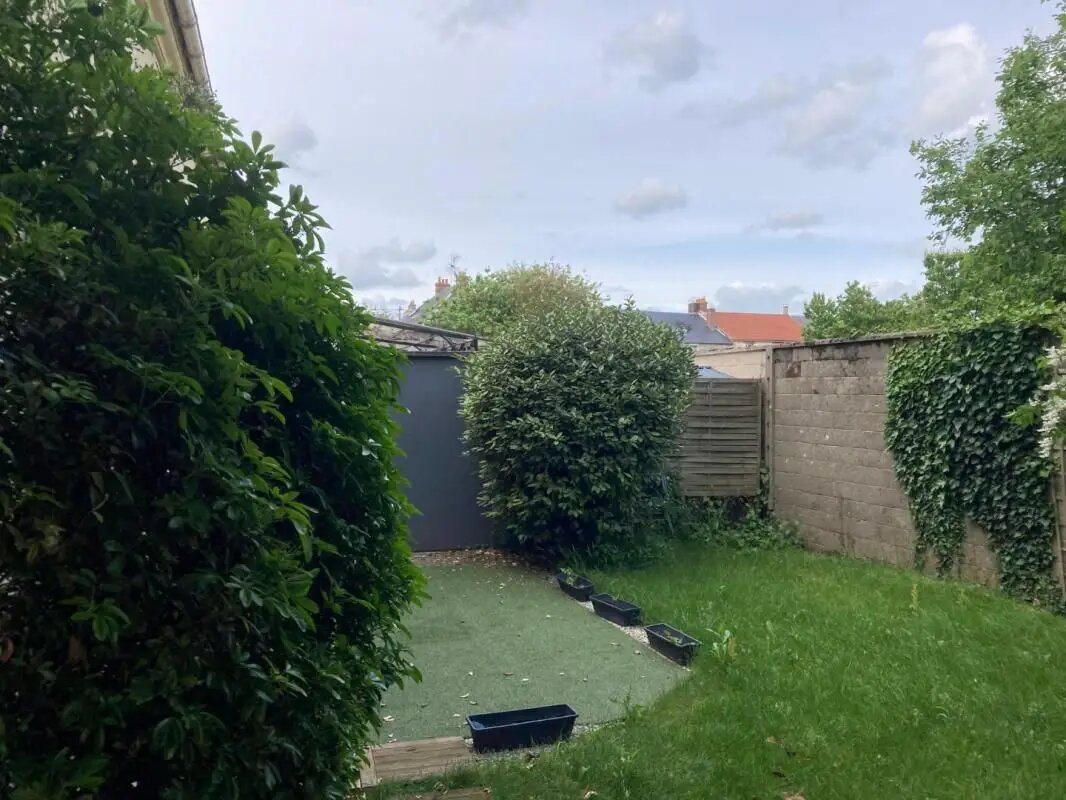 Maison à louer, 68m², Pussay