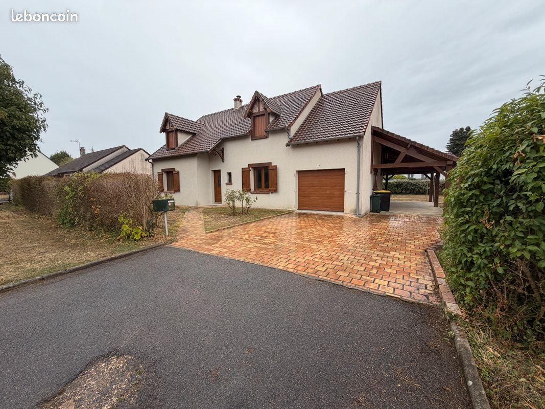 Maison à louer, 139m², Marmagne