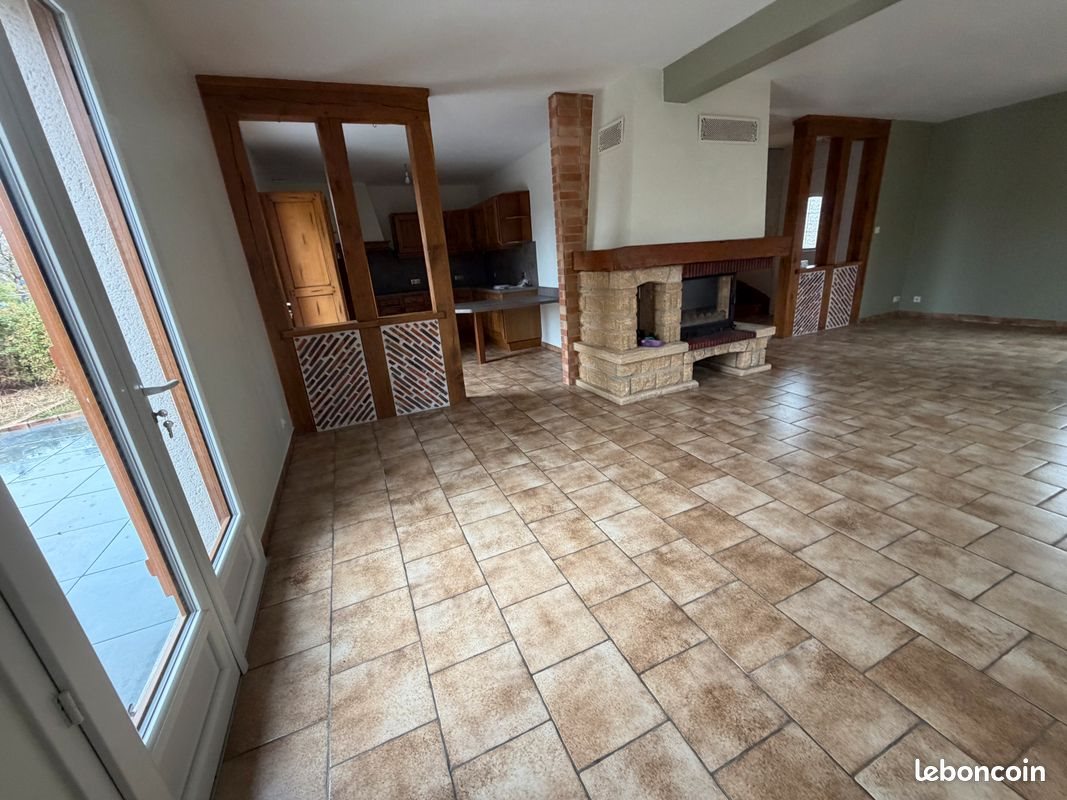 Maison à louer, 139m², Marmagne