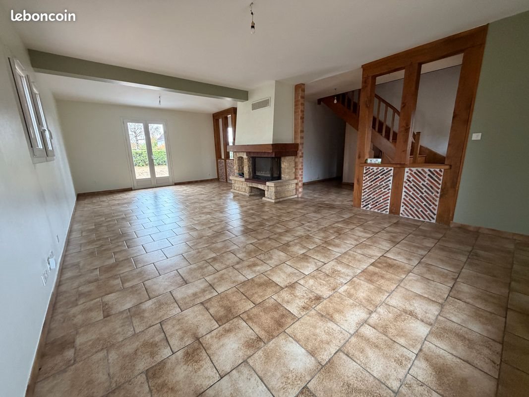 Maison à louer, 139m², Marmagne