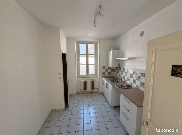 Appartement à louer, 28m², Bourges