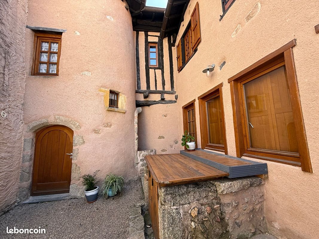 Maison à vendre, 138m², Saint-Haon-le-Châtel