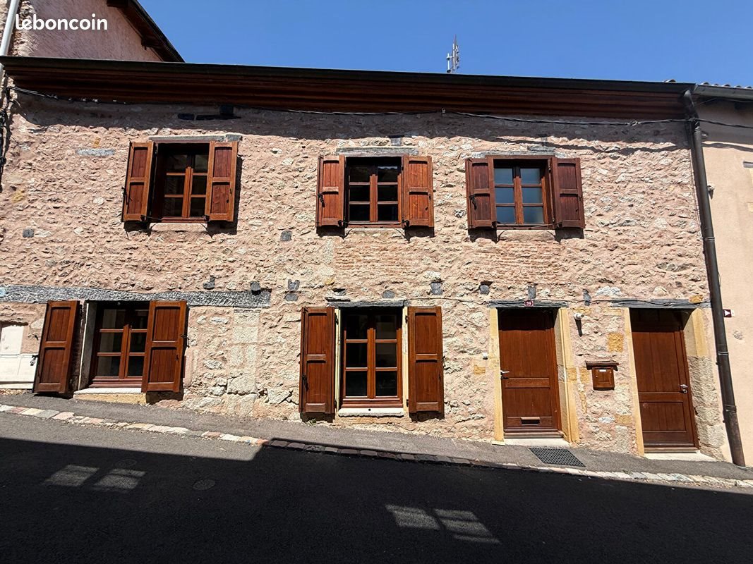 Maison à vendre, 138m², Saint-Haon-le-Châtel